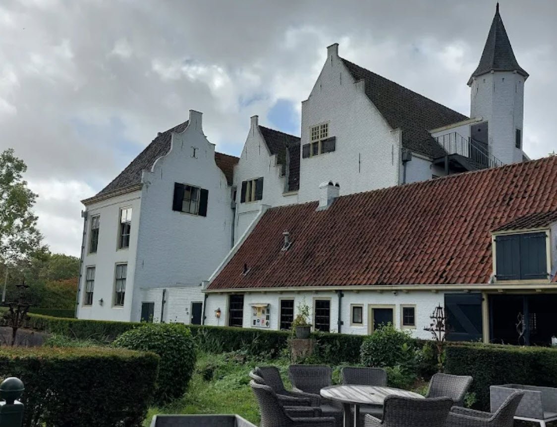Het Kasteel van Rhoon, Netherlands